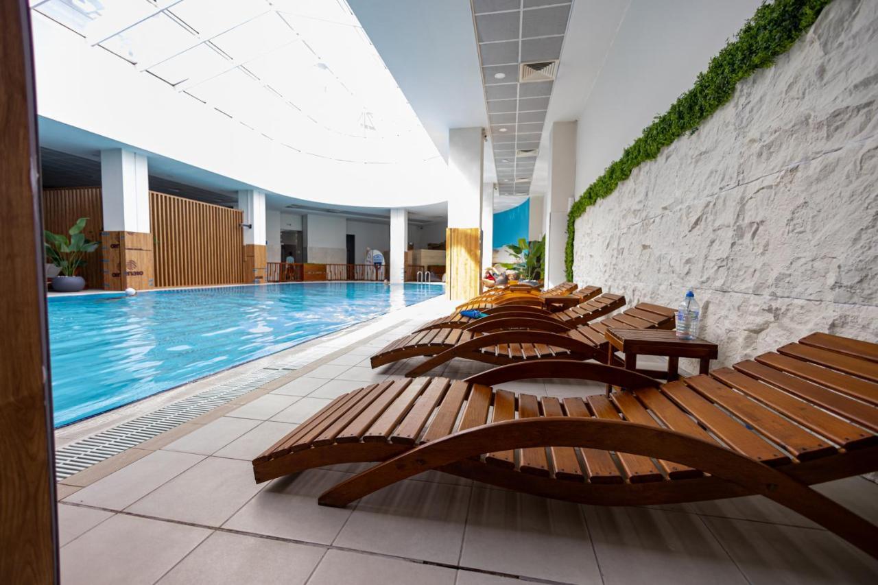 16Th Floor Sky View Condo With Pool And Fitness Üsküp Dış mekan fotoğraf